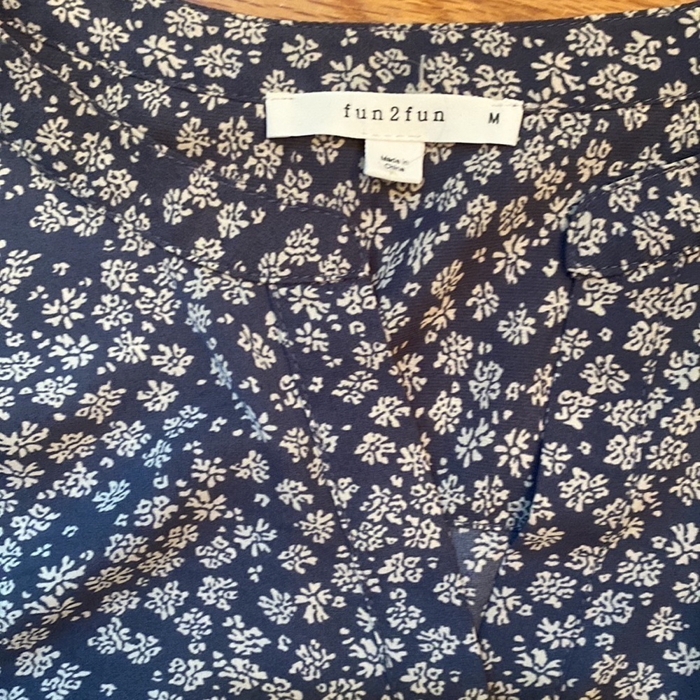 Fun2 fun shirt - Picture 2 of 5